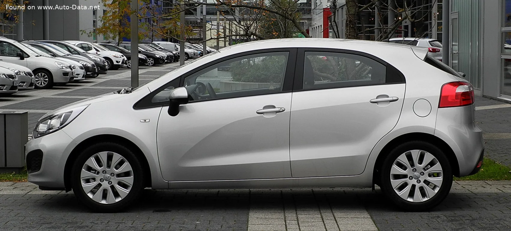 Kia Rio 1.1 CRDi 12V (75 Hp)2011 - 2015 thumbnail 7