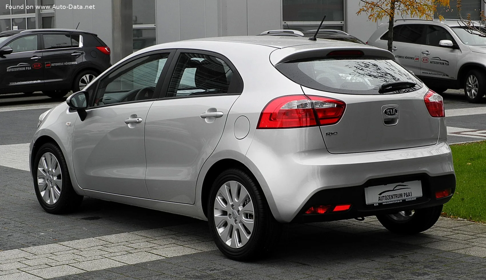 Kia Rio 1.1 CRDi 12V (75 Hp)2011 - 2015 thumbnail 8