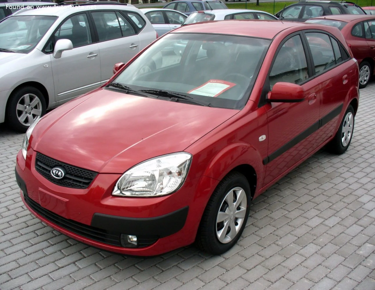 Kia Rio Kia Rio II Hatchback (JB)