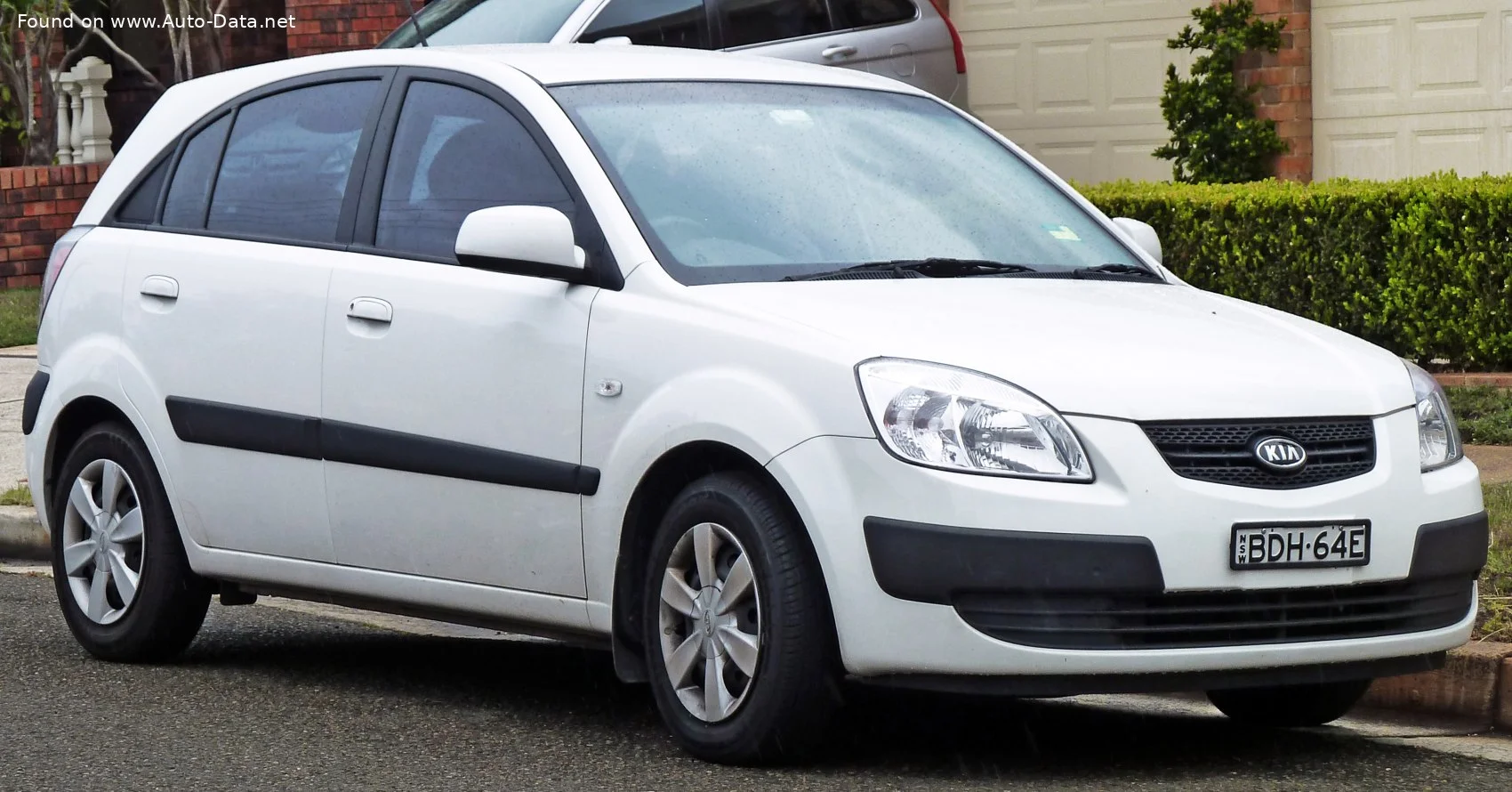 Kia Rio 1.4 i 16V (97 Hp)2005 - 2009 thumbnail 3