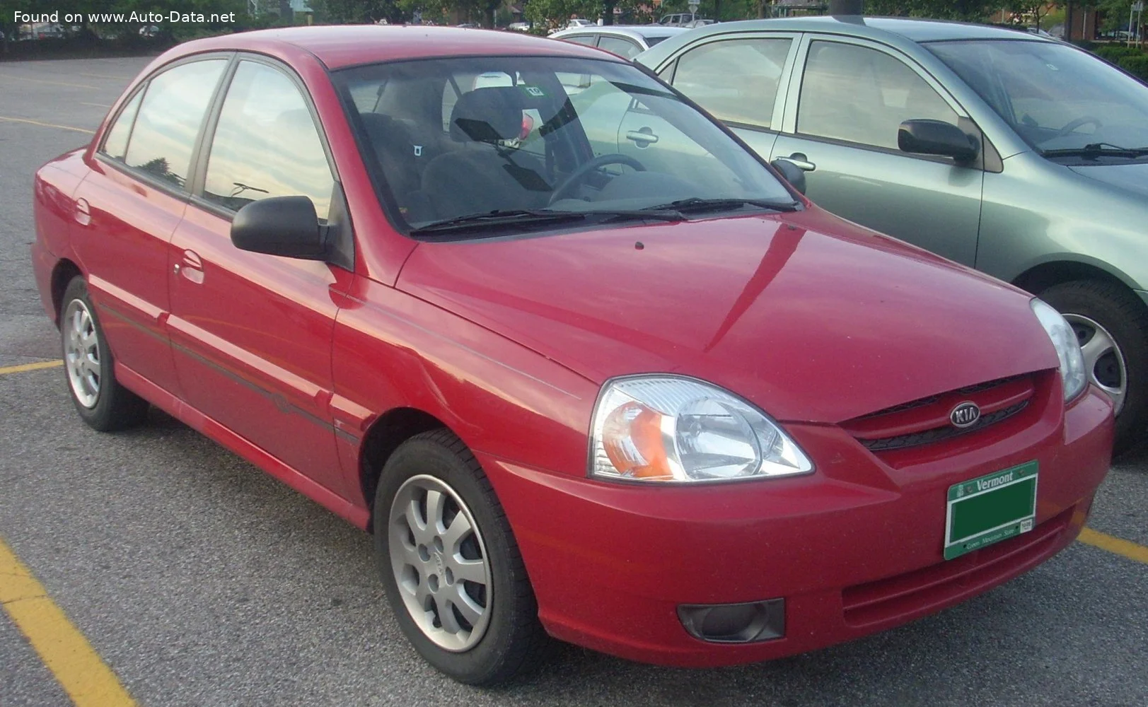 Kia Rio 1.3i (82 Hp)2002 - 2005 thumbnail 3
