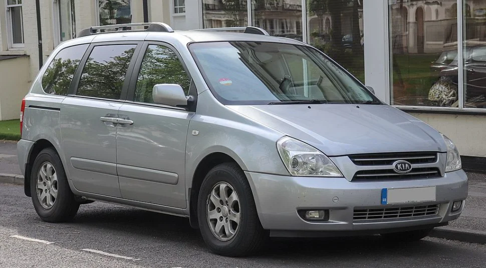 Kia Sedona Kia Sedona II SWB