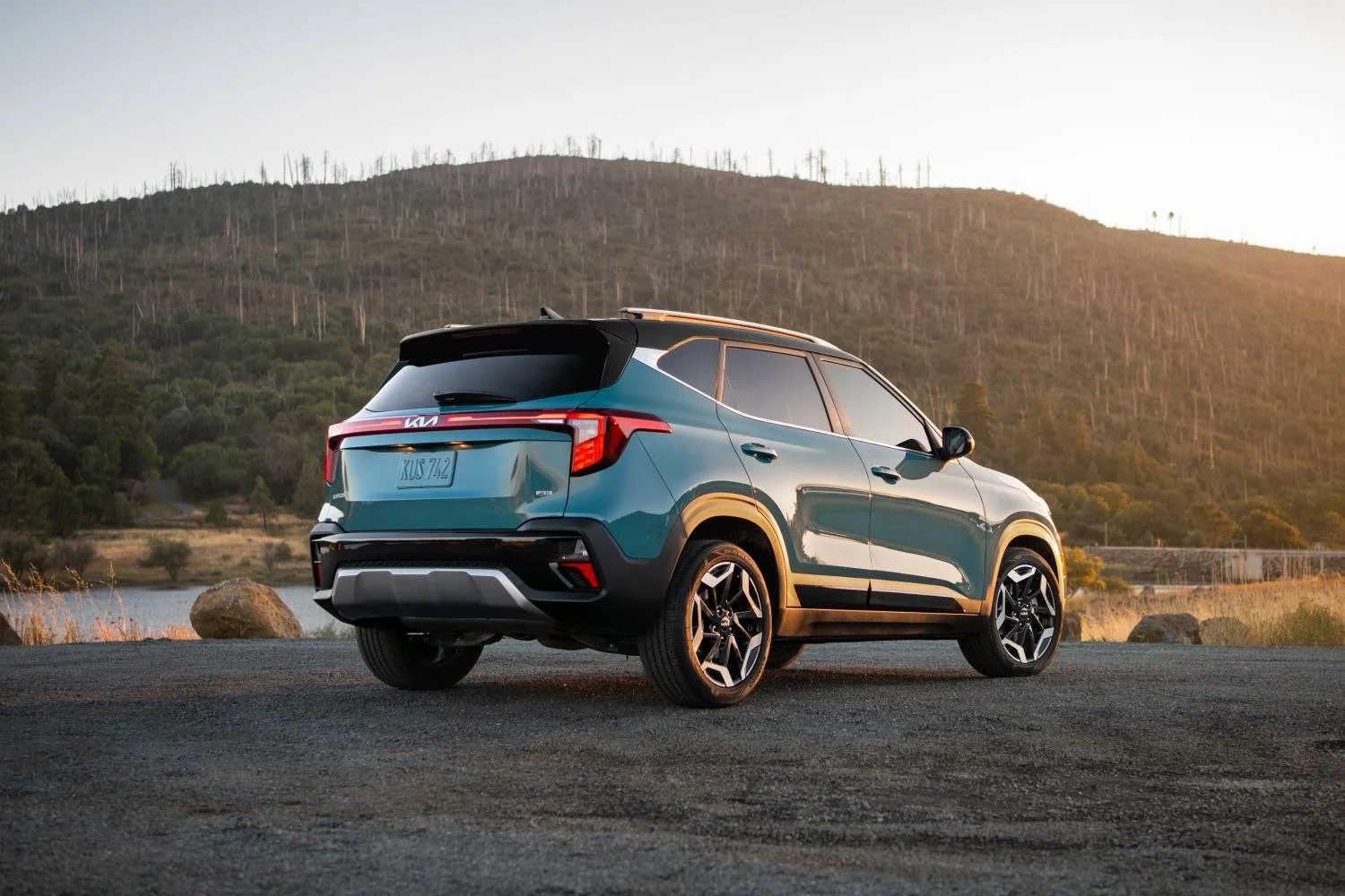 Kia Seltos 1.6 T-GDI (195 Hp) AWD Automatic2023 - thumbnail 4