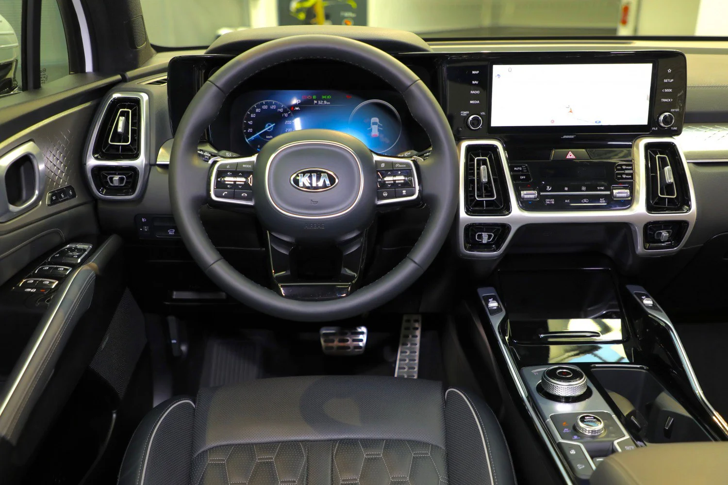 Kia Sorento 1.6 Smartstream T-GDi (230 Hp) Hybrid Automatic2020 - 2024 thumbnail 6
