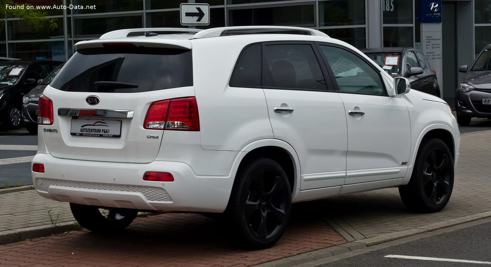 Kia Sorento 2.0 CRDi (150 Hp) 4WD2009 - 2012 thumbnail 2