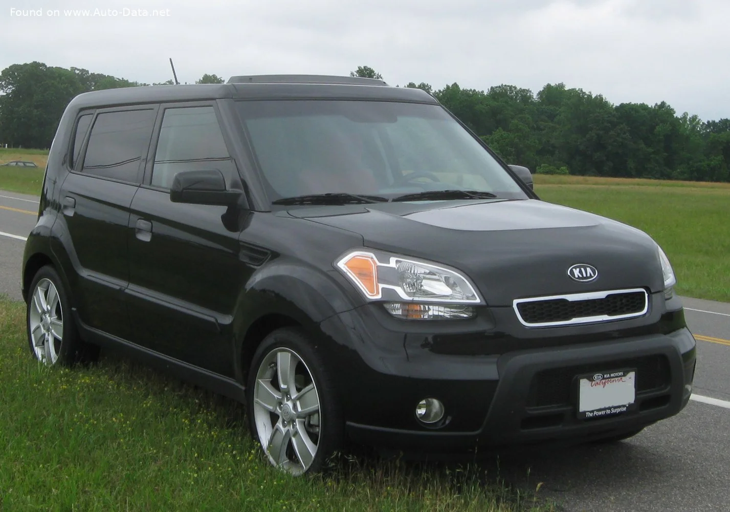 Kia Soul 1.6 (126 Hp)2009 - 2011 thumbnail 2