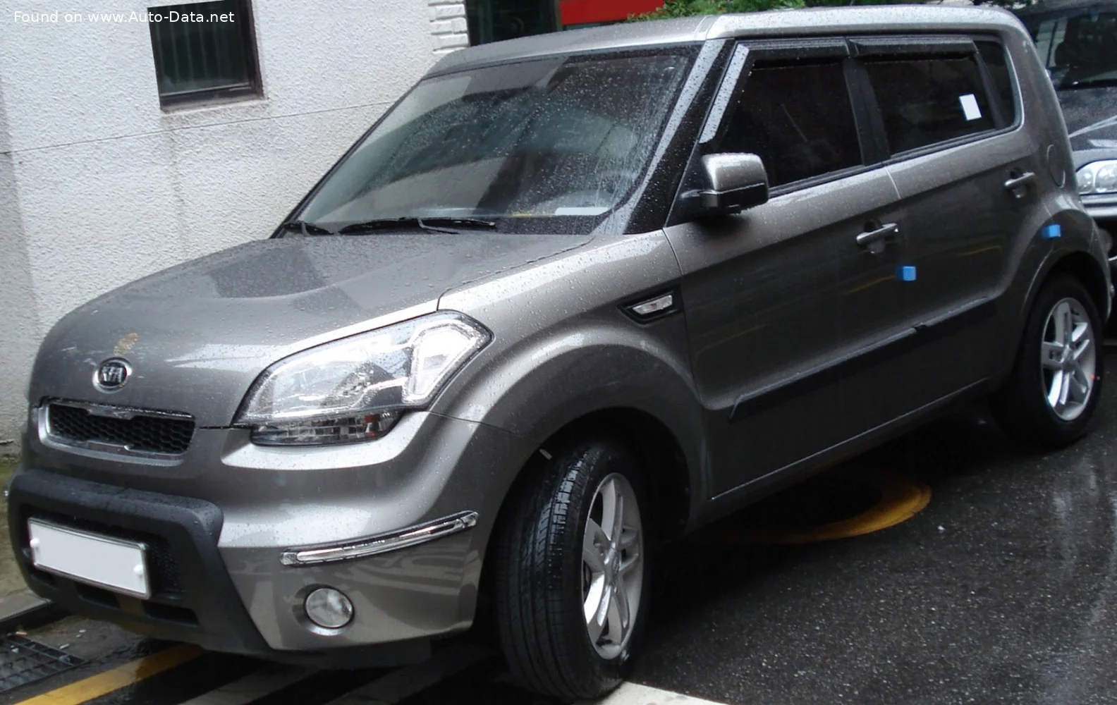 Kia Soul 1.6 (126 Hp)2009 - 2011 thumbnail 3