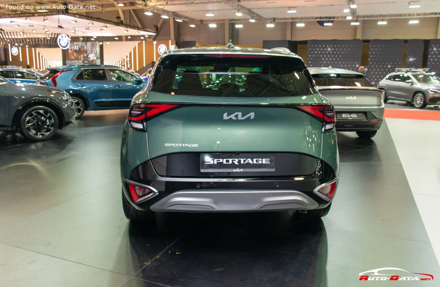 Kia Sportage 1.6 CRDi (116 Hp)2022 - 2024 thumbnail 18