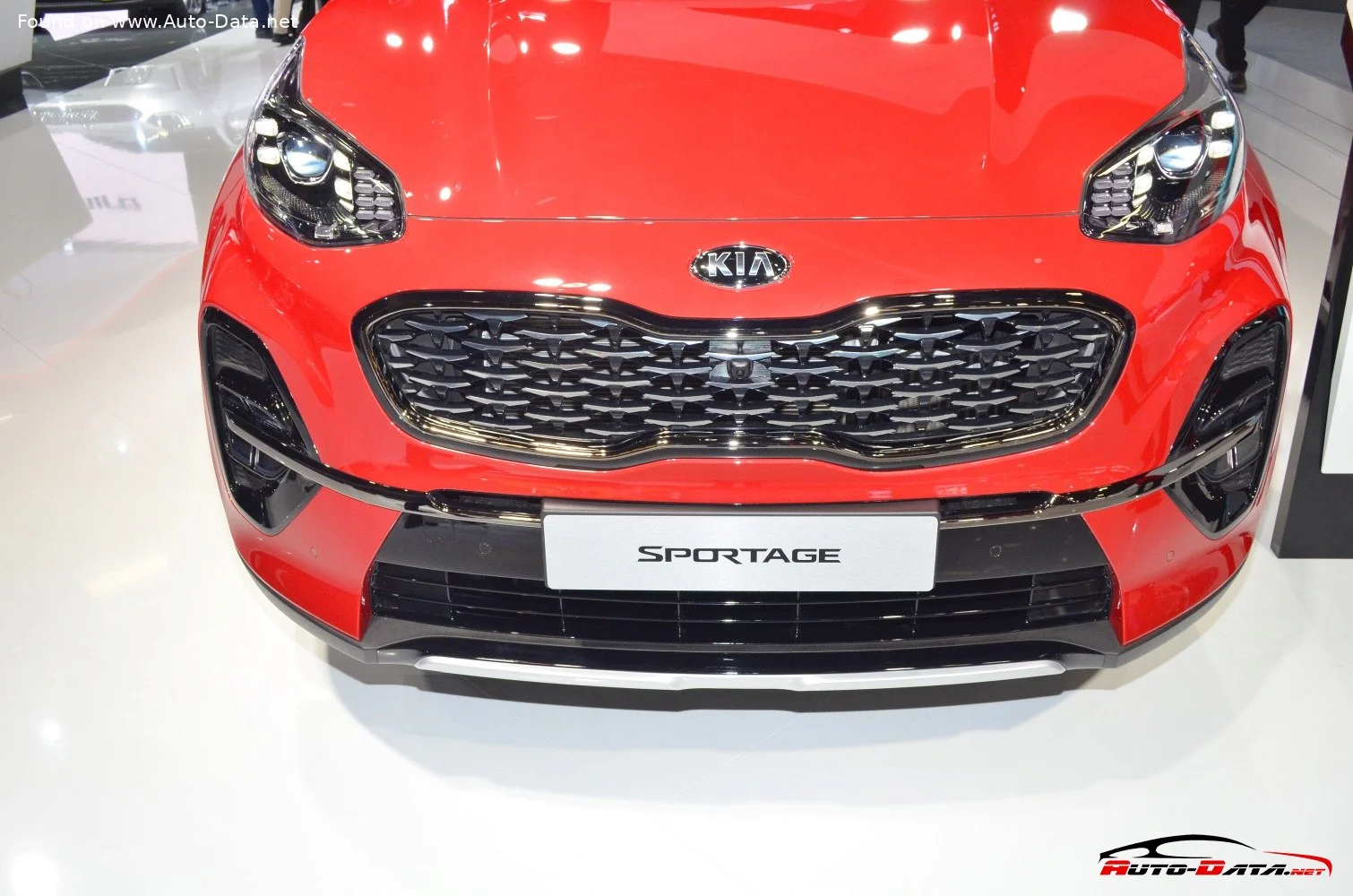 Kia Sportage 1.6 CRDi (115 Hp)2018 - 2020 thumbnail 4
