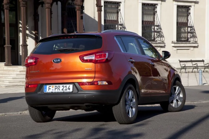 Kia Sportage 1.6 16V (135 Hp)2010 - 2014 thumbnail 2