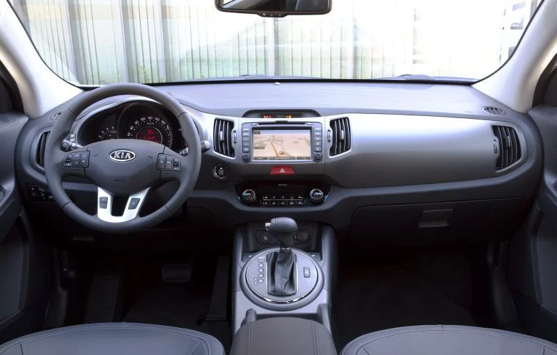 Kia Sportage 1.6 16V (135 Hp)2010 - 2014 thumbnail 4