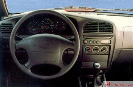 Kia Sportage 2.0 i 16V (118 Hp)2000 - 2006 thumbnail 2