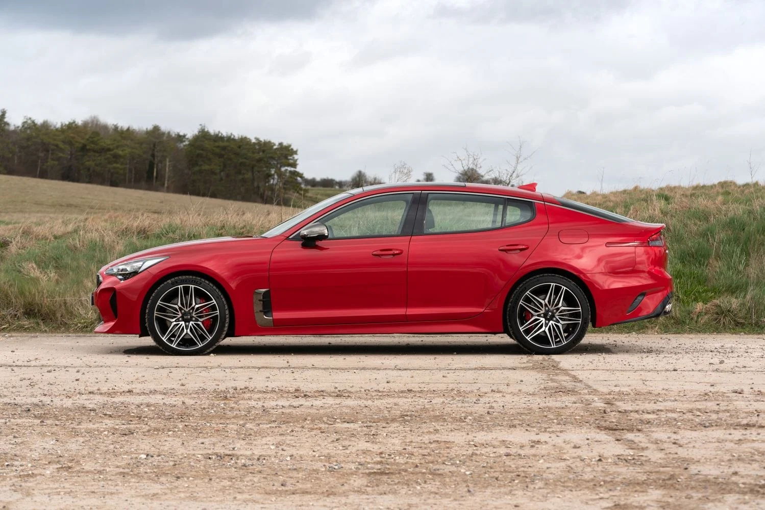 Kia Stinger 2.5 T-GDi (304 Hp) Automatic2020 - thumbnail 4