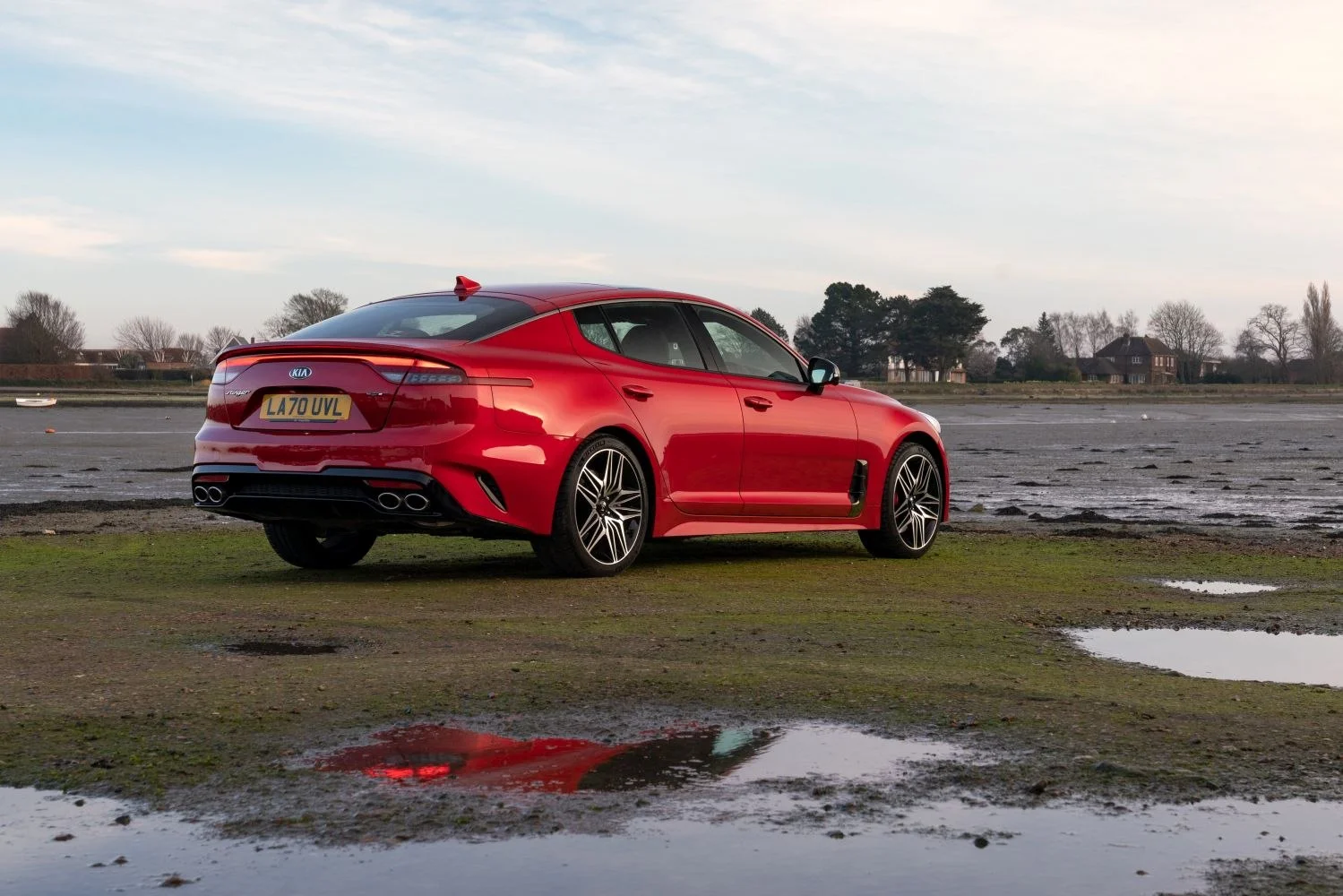 Kia Stinger 2.5 T-GDi (304 Hp) Automatic2020 - thumbnail 6