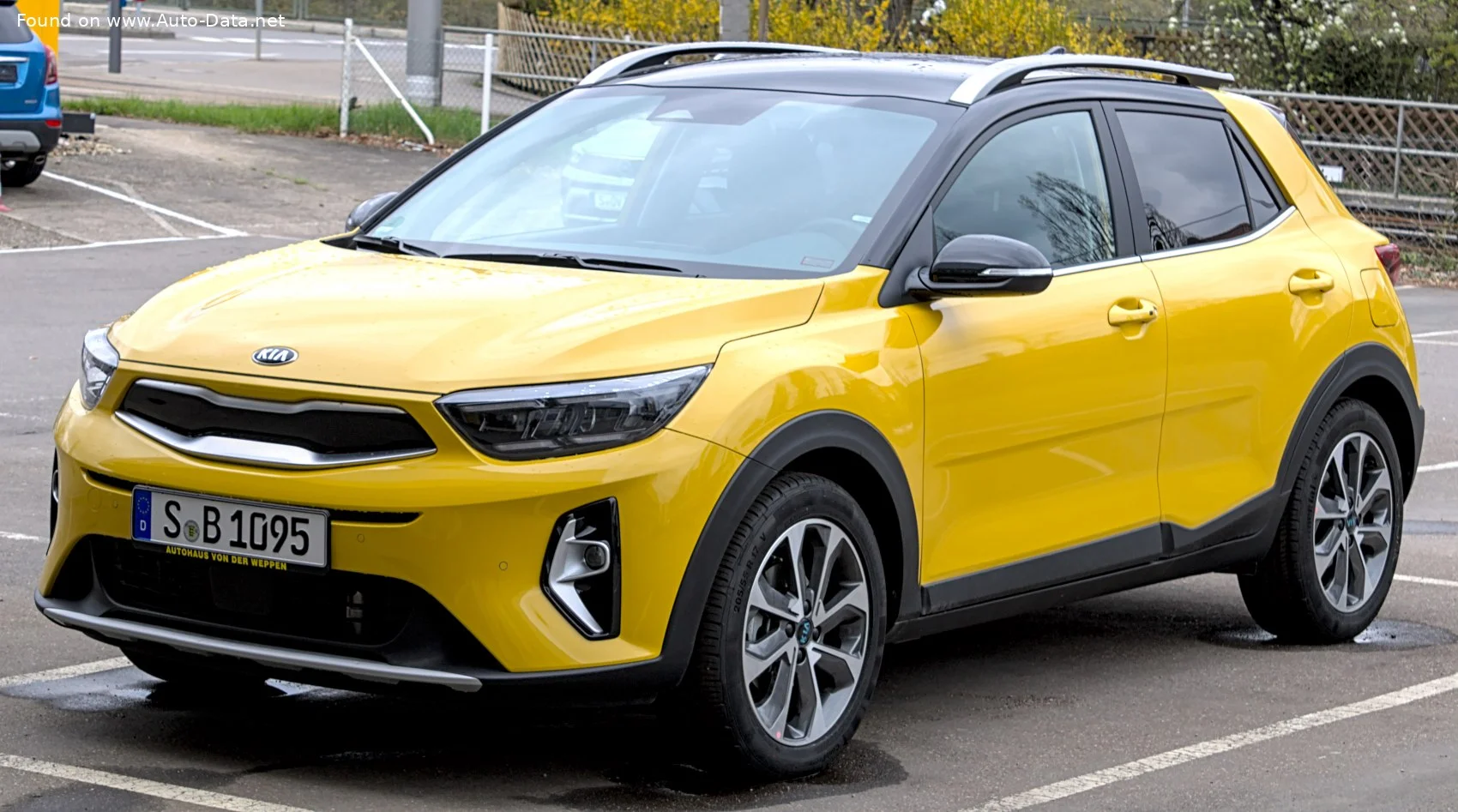 Kia Stonic 1.0 T-GDI (100 Hp)2024 - - 1