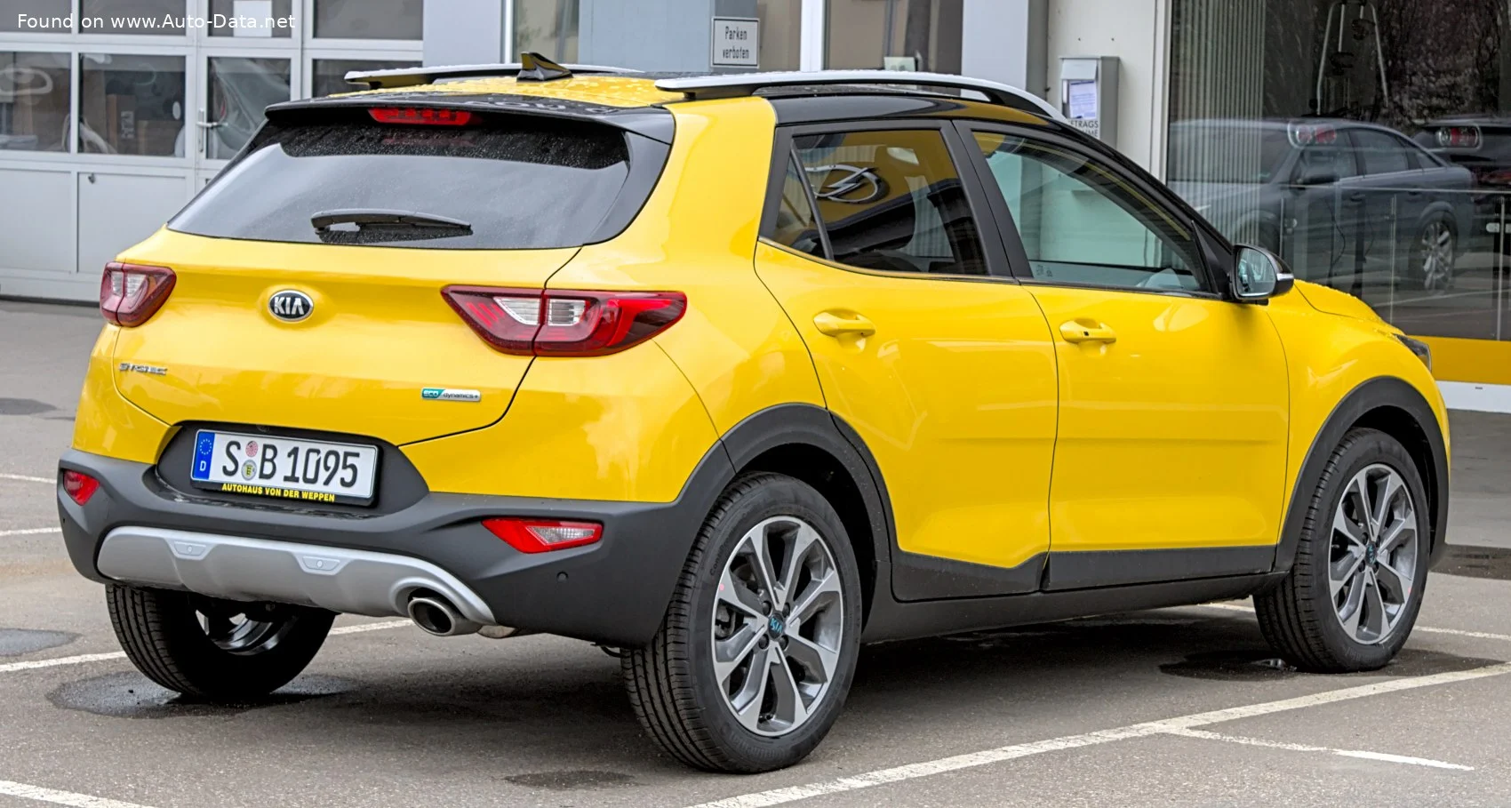 Kia Stonic 1.0 T-GDI (100 Hp)2024 - thumbnail 2