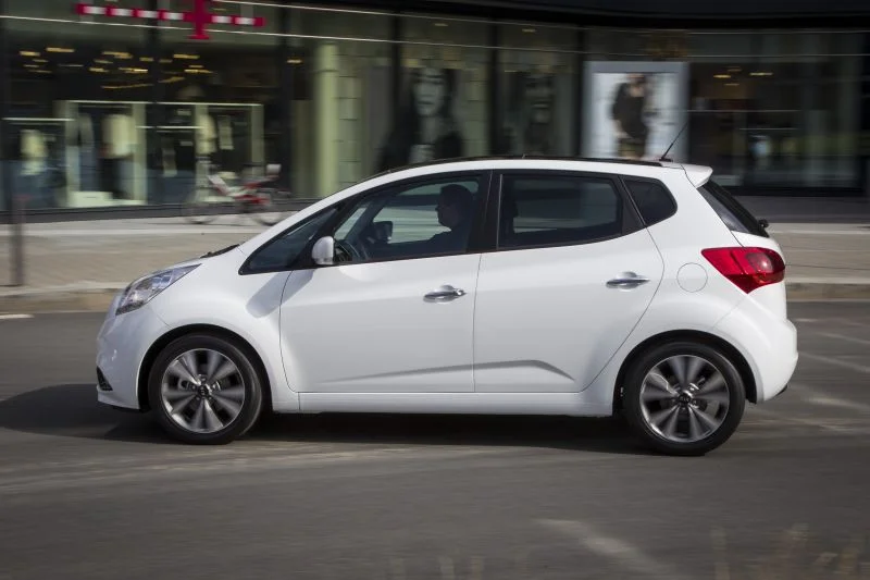 Kia Venga 1.4 (90 Hp)2014 - thumbnail 16