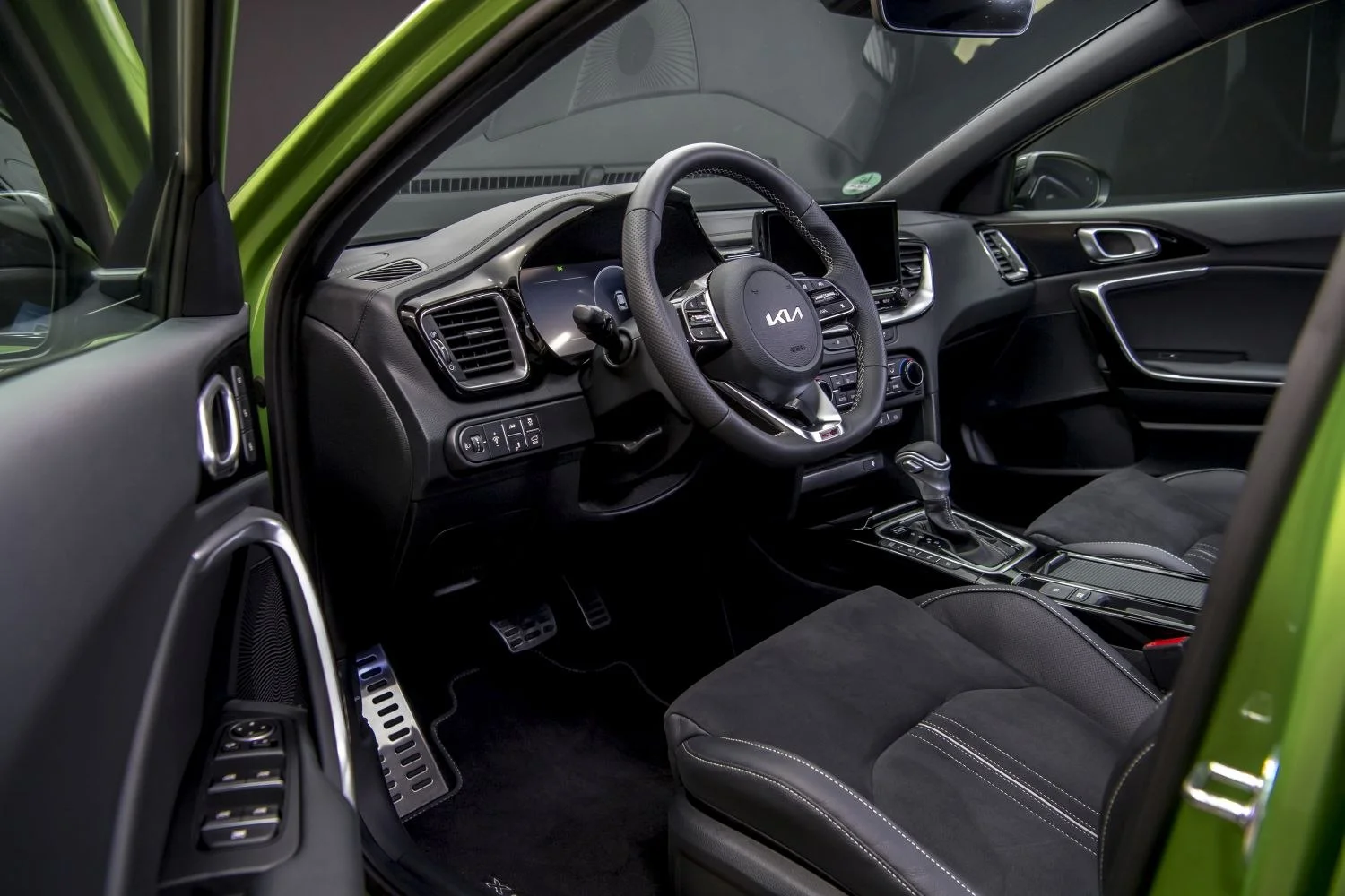 Kia XCeed 1.0 T-GDI (100 Hp)2024 - 2025 thumbnail 17