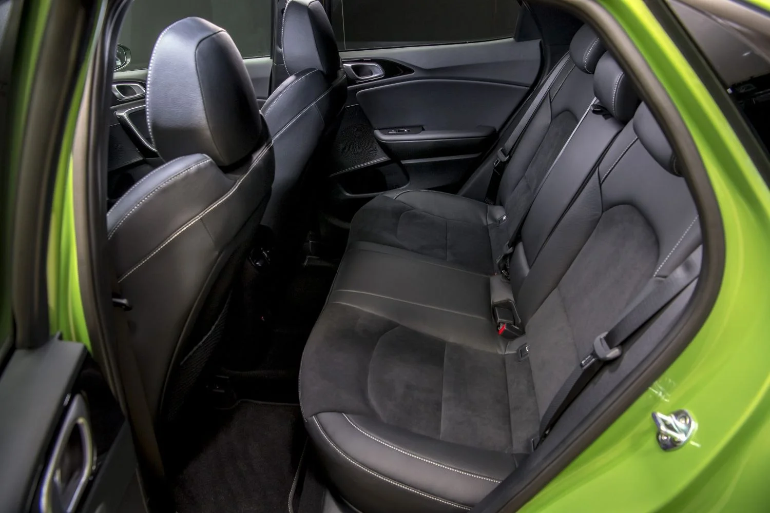 Kia XCeed 1.0 T-GDI (100 Hp)2024 - 2025 thumbnail 18