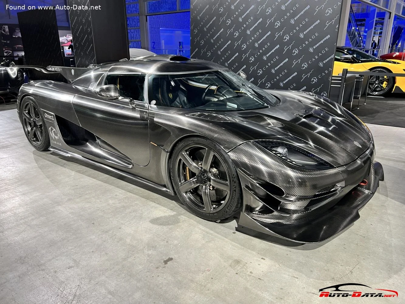 Koenigsegg One:1 5.0 V8 (1360 Hp) Automatic2014 - 2015 thumbnail 8