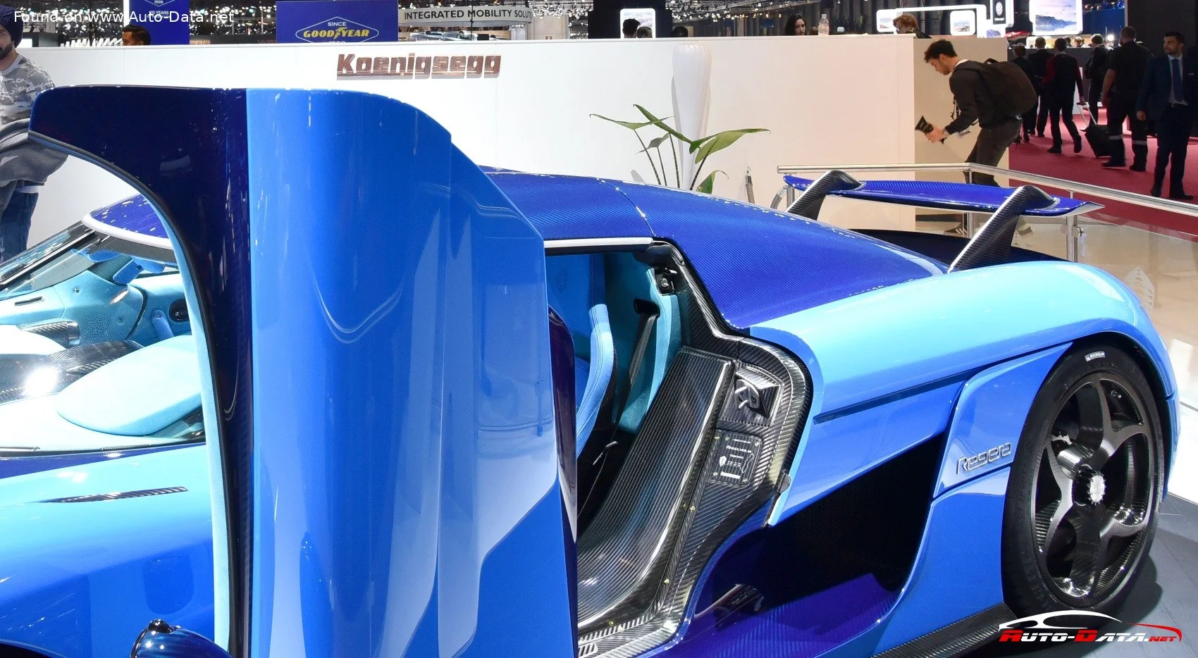 Koenigsegg Regera 5.0 V8 (1500 Hp) Plug-in Hybrid KDD2016 - 2022 thumbnail 10