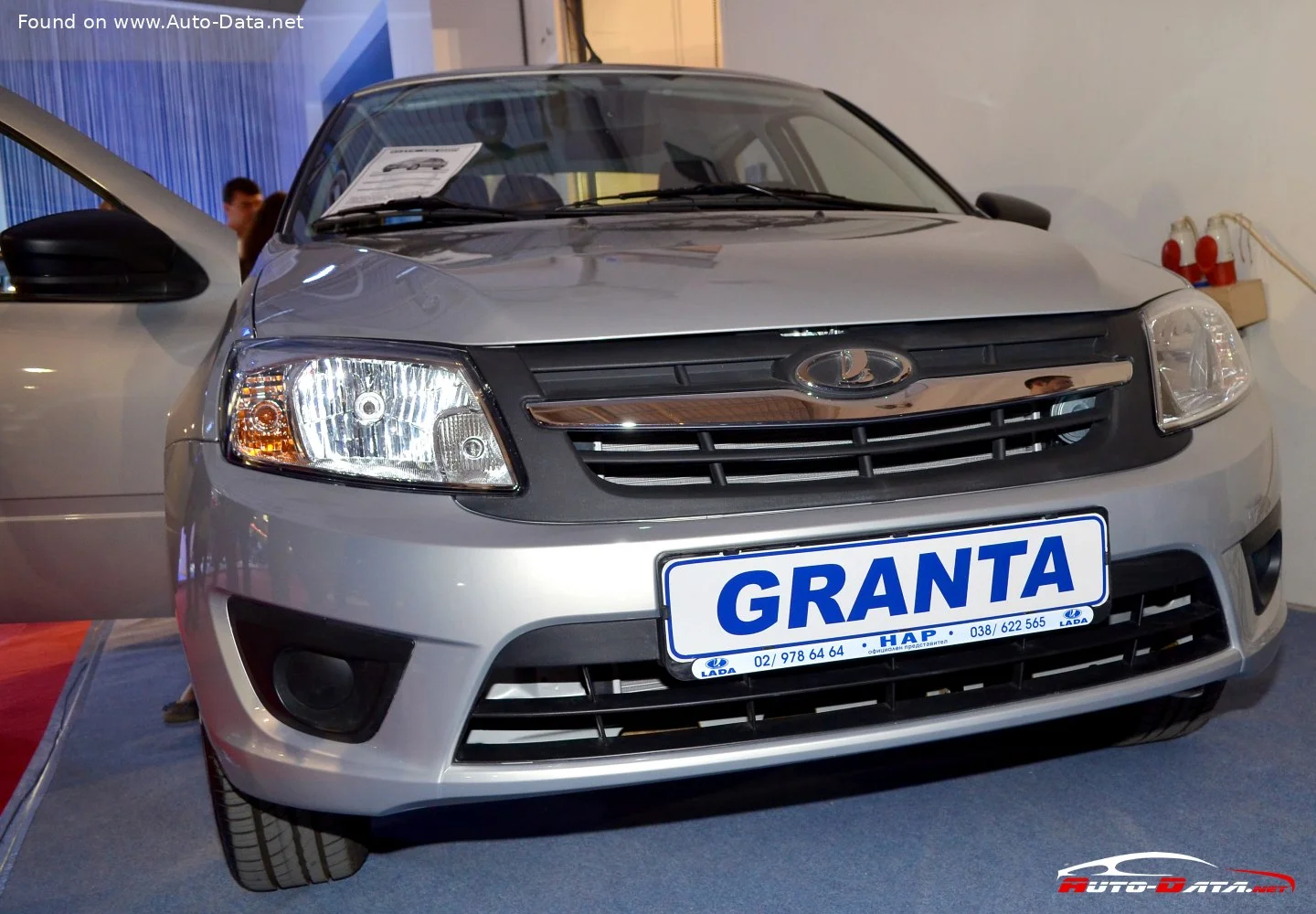 Lada Granta 1.6 (106 Hp)2014 - 2018 thumbnail 8