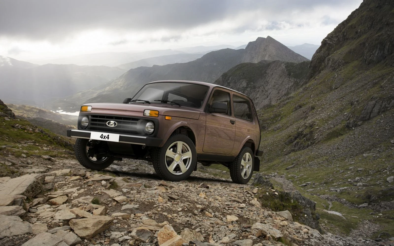 Lada Niva 1.7i (83 Hp) 4x42019 - 2020 thumbnail 3