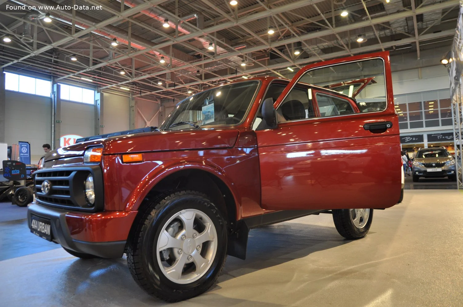 Lada Niva 1.7i (83 Hp) 4x42014 - 2019 thumbnail 6