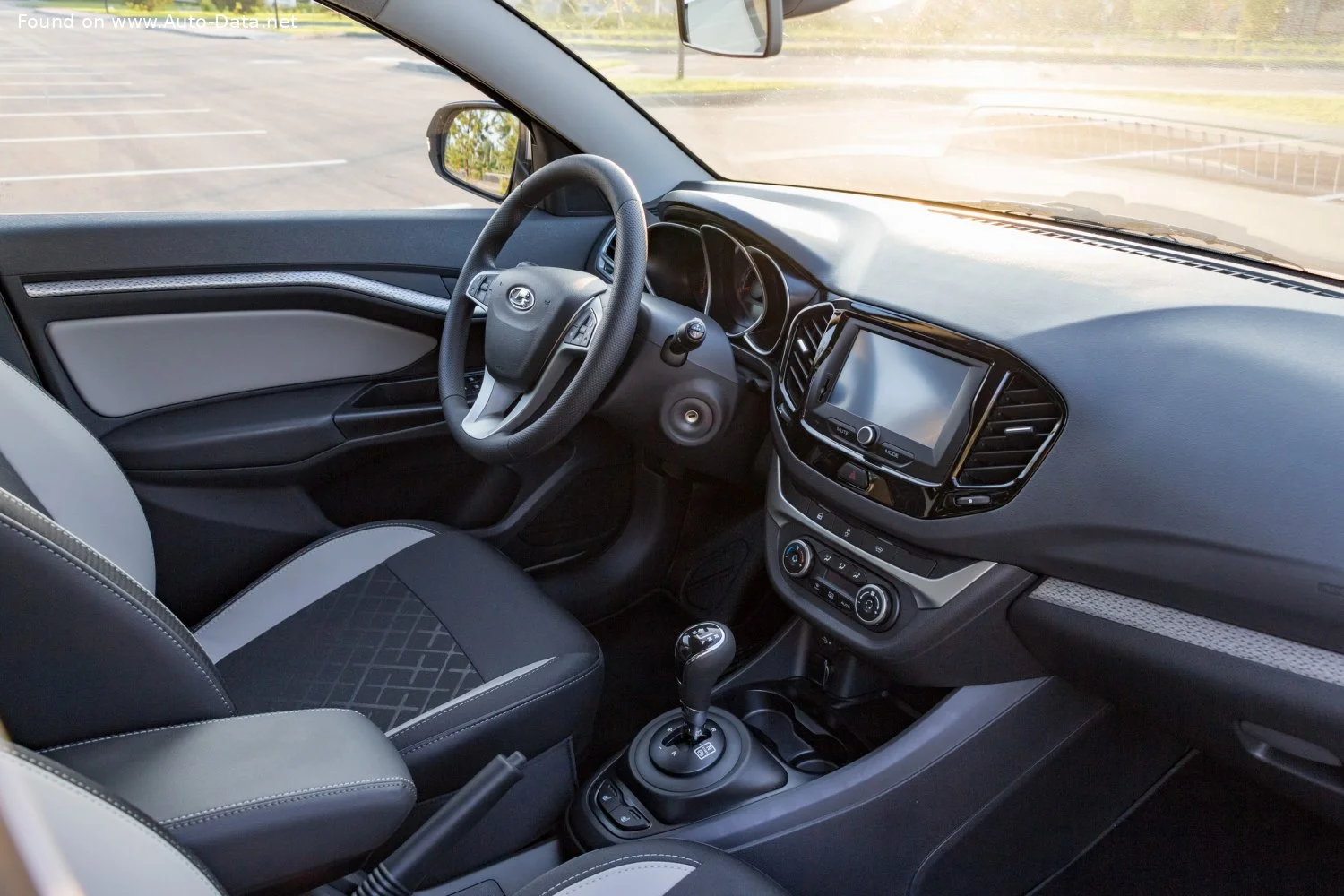 Lada Vesta 1.6 (106 Hp)2017 - thumbnail 7