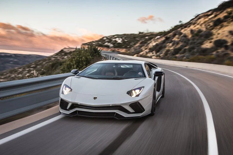 Lamborghini Aventador 6.5 V12 (740 Hp) 4WD ISR2017 - thumbnail 7