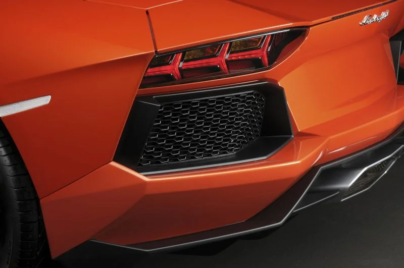 Lamborghini Aventador 6.5 V12 (700 Hp) 4WD2011 - 2017 thumbnail 9