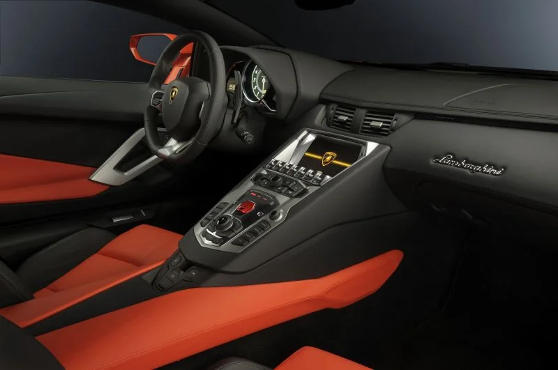 Lamborghini Aventador 6.5 V12 (700 Hp) 4WD2011 - 2017 thumbnail 10