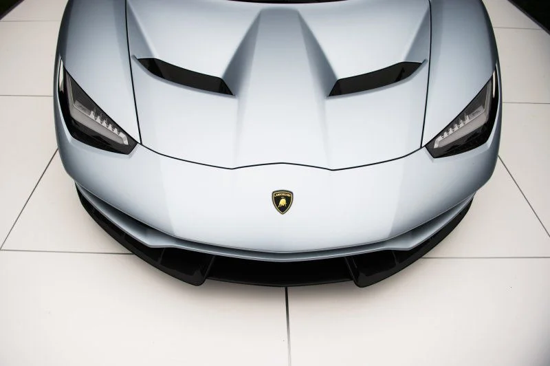 Lamborghini Centenario 6.5 V12 (770 Hp) 4WD ISR2016 - 2018 thumbnail 6