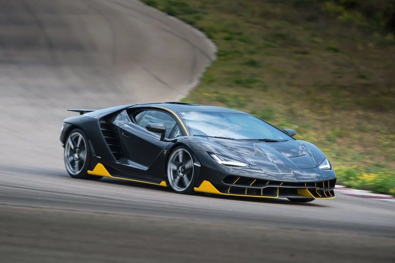 Lamborghini Centenario 6.5 V12 (770 Hp) 4WD ISR2016 - 2018 thumbnail 14