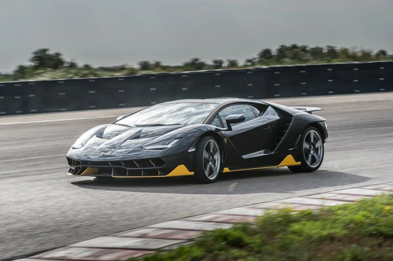 Lamborghini Centenario 6.5 V12 (770 Hp) 4WD ISR2016 - 2018 thumbnail 16