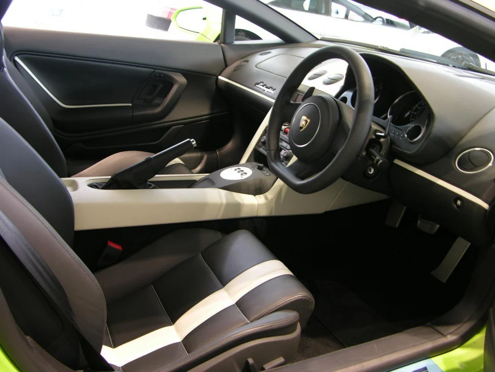 Lamborghini Gallardo 5.2 V10 (551 Hp)2009 - 2013 thumbnail 8