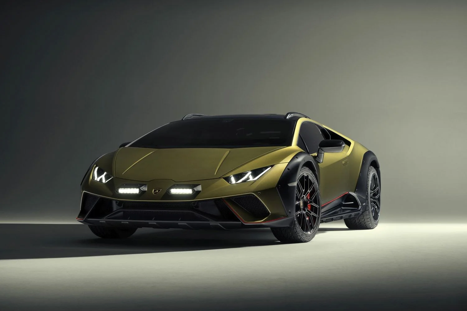 Lamborghini Huracan 5.2 V10 (610 Hp) AWD LDF2023 - - 1