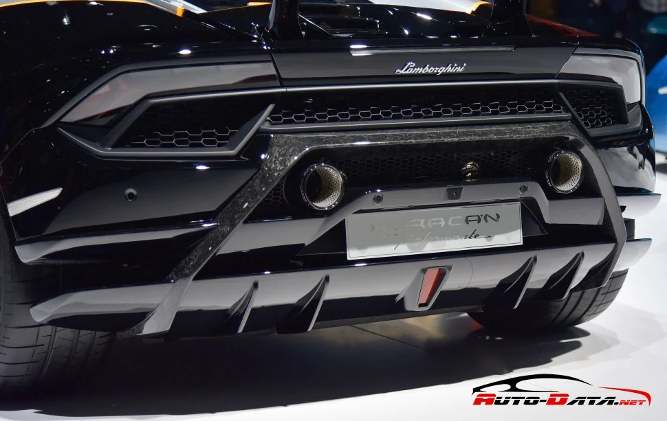 Lamborghini Huracan 5.2 V10 (640 Hp) AWD Automatic2017 - 2019 thumbnail 5