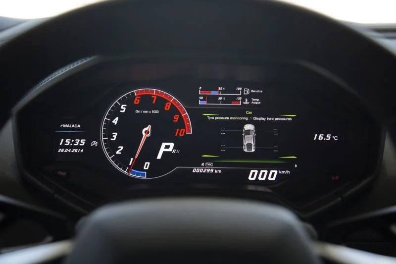 Lamborghini Huracan 5.2 V10 (610 Hp) AWD LDF2014 - 2019 thumbnail 6