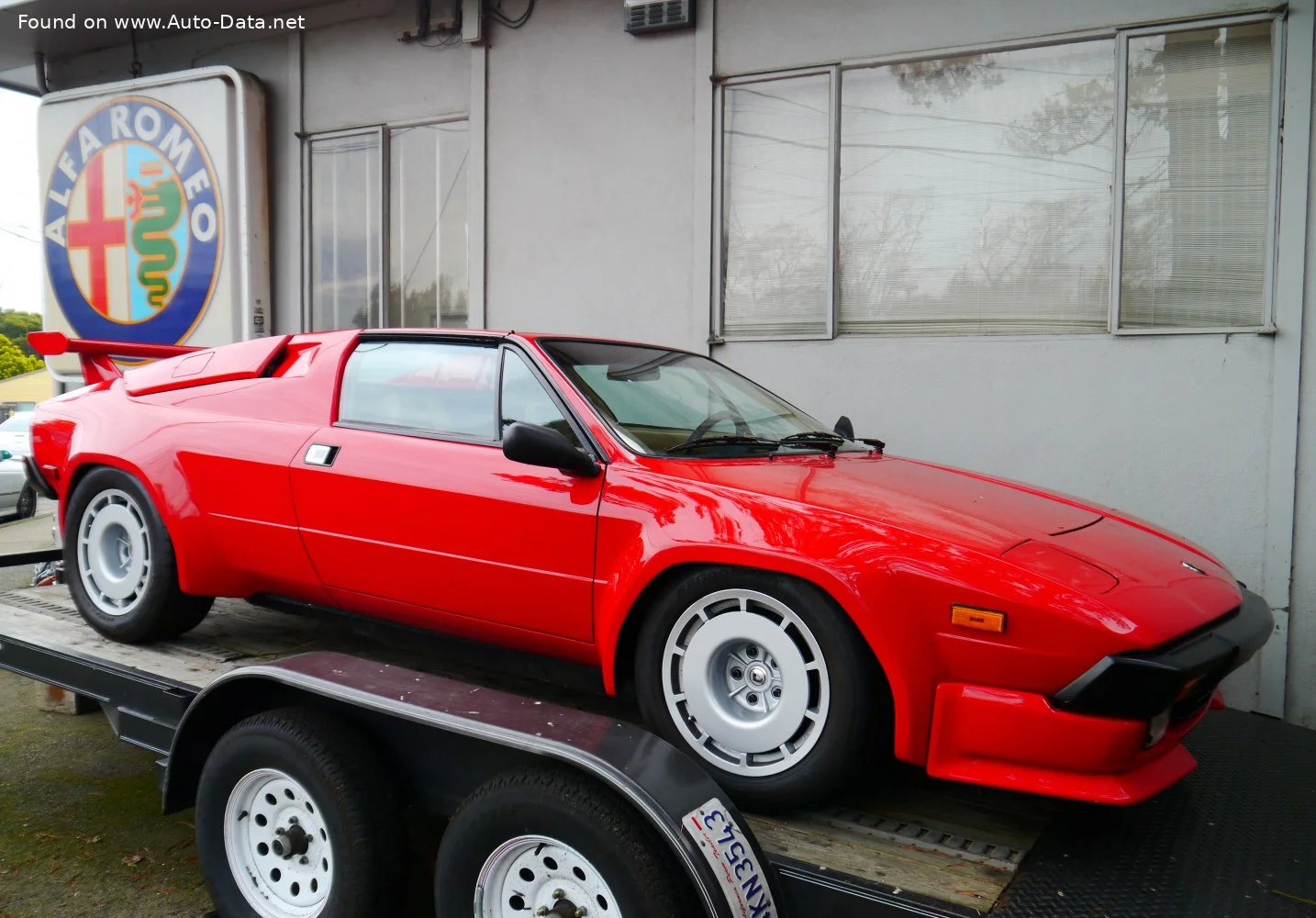Lamborghini Jalpa P 350 V8 (255 Hp)1982 - 1988 thumbnail 3