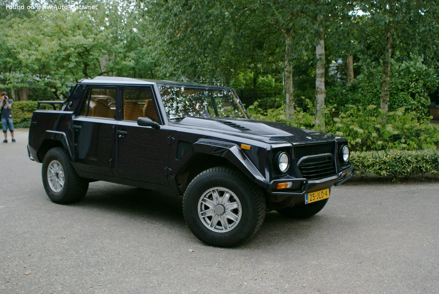 Lamborghini LM002 5.2 (450 Hp)1986 - 1993 thumbnail 2