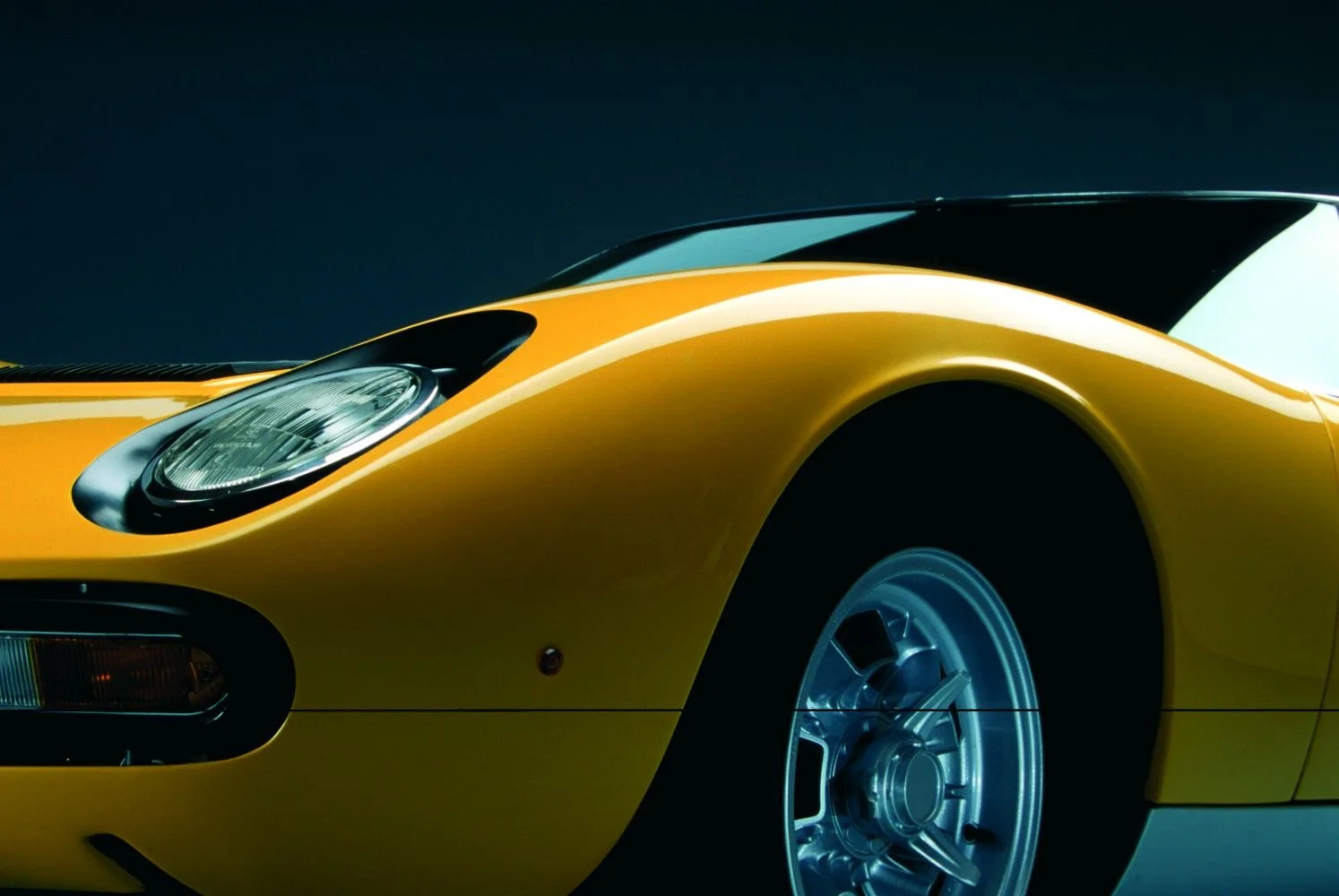 Lamborghini Miura P400 3.9 V12 (350 Hp)1966 - 1969 thumbnail 15