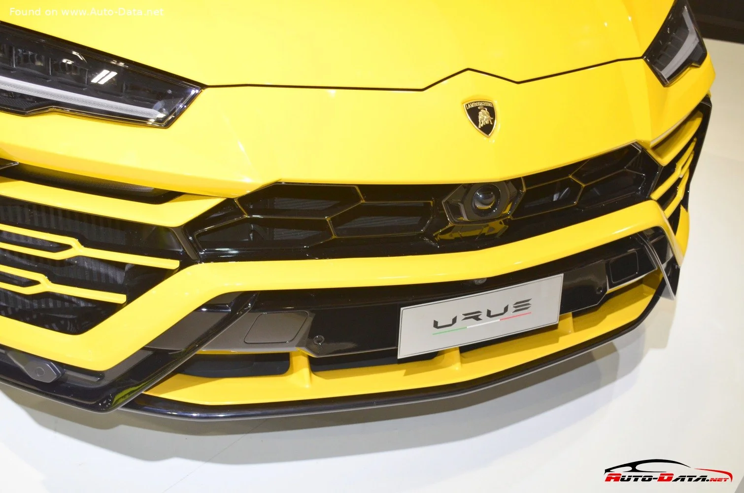 Lamborghini Urus 4.0 V8 (650 Hp) 4WD Automatic2018 - 2022 thumbnail 7