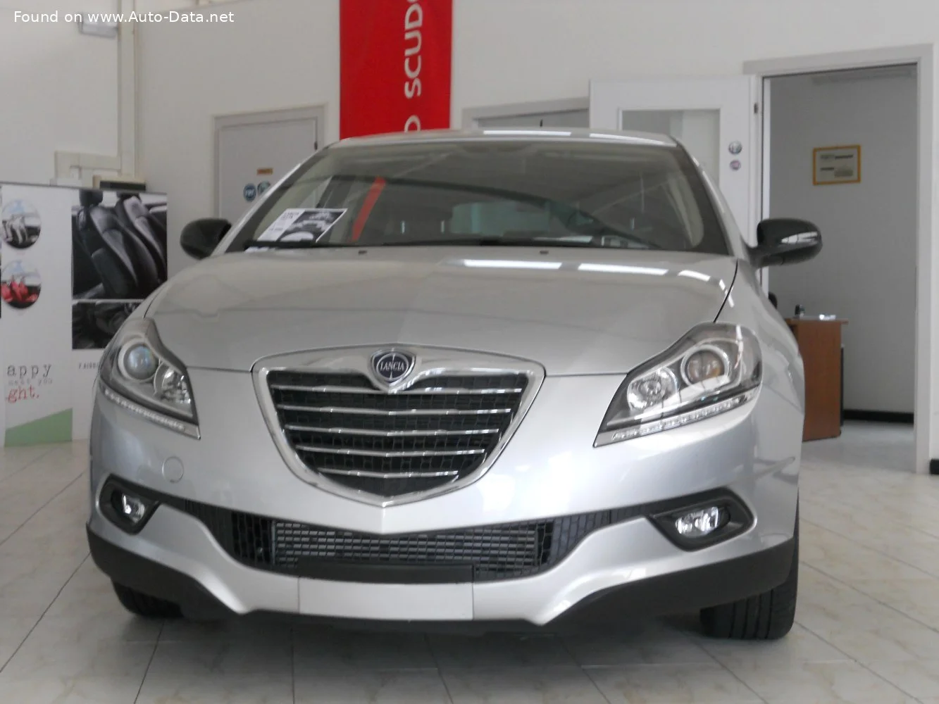 Lancia Delta 1.4 MultiAir 16V (140 Hp)2011 - 2014 thumbnail 2