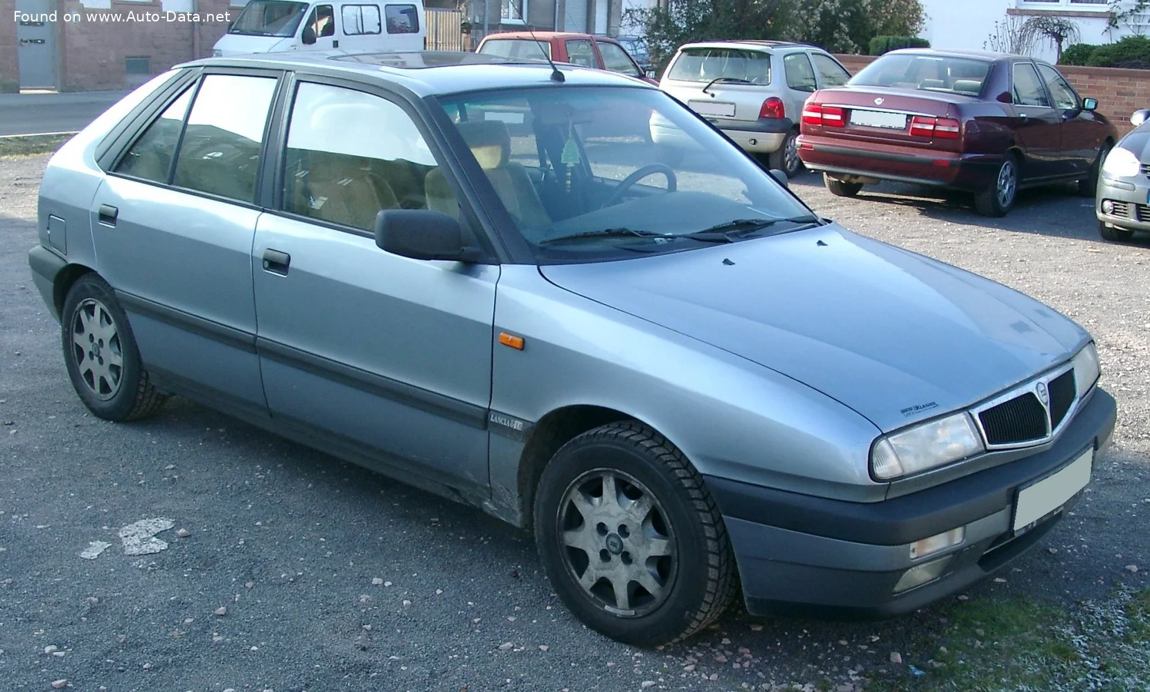 Lancia Delta 1.6 (103 Hp)1996 - 1999 thumbnail 3