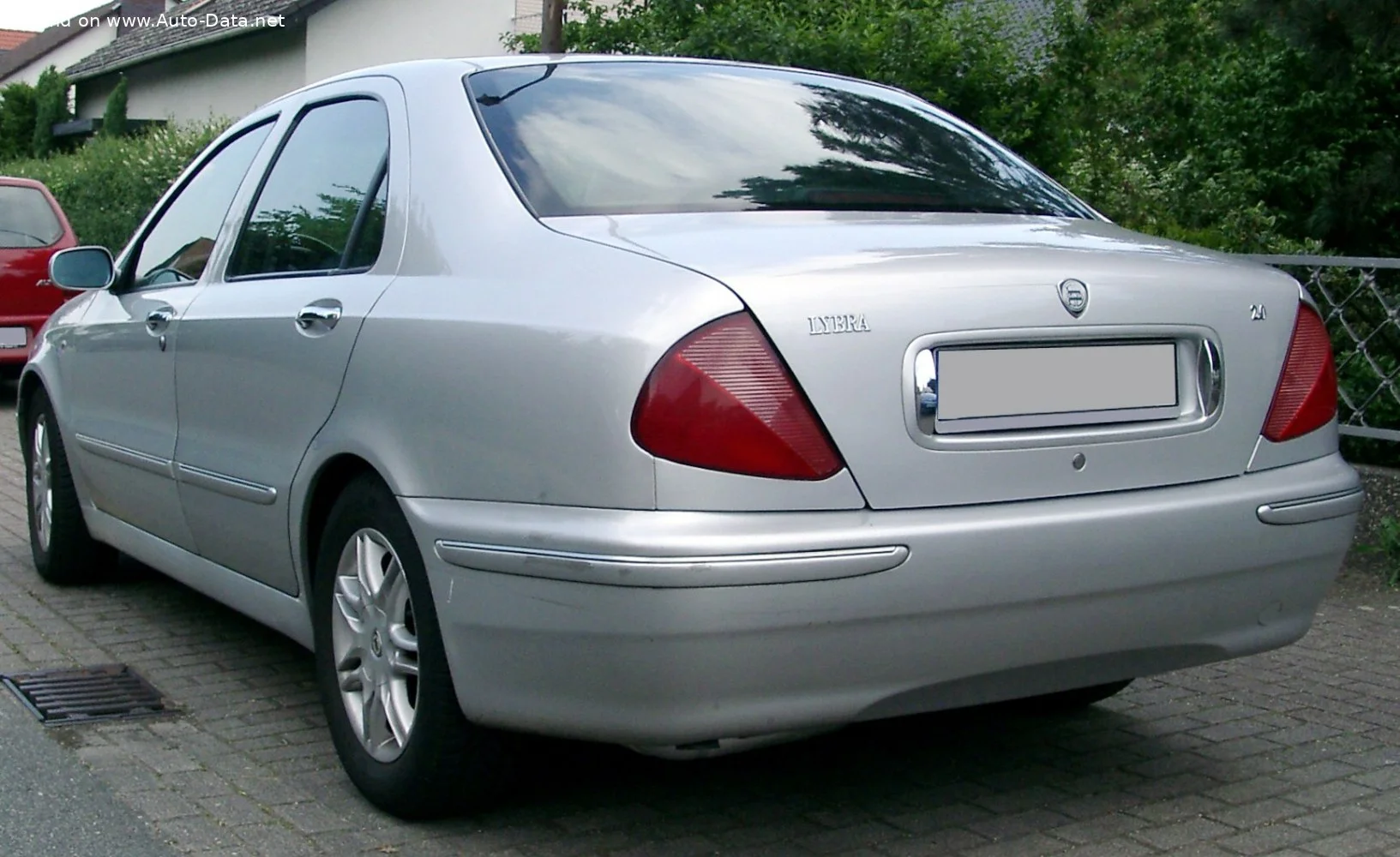 Lancia Lybra 1.6 16V (103 Hp)1999 - 2003 thumbnail 2