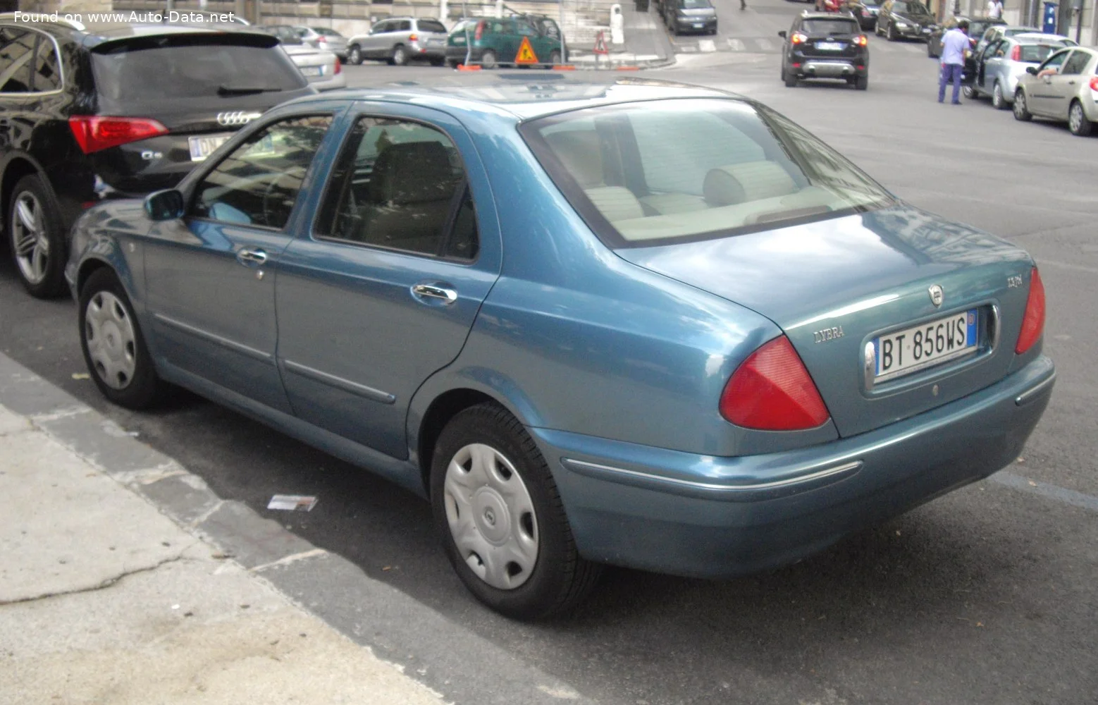 Lancia Lybra 1.6 16V (103 Hp)1999 - 2003 thumbnail 4