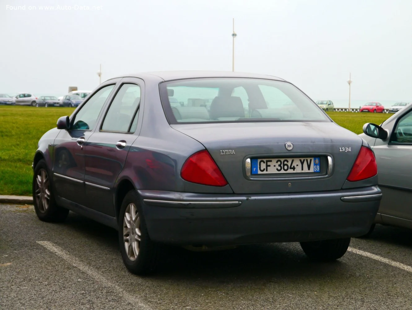 Lancia Lybra 1.6 16V (103 Hp)1999 - 2003 thumbnail 8