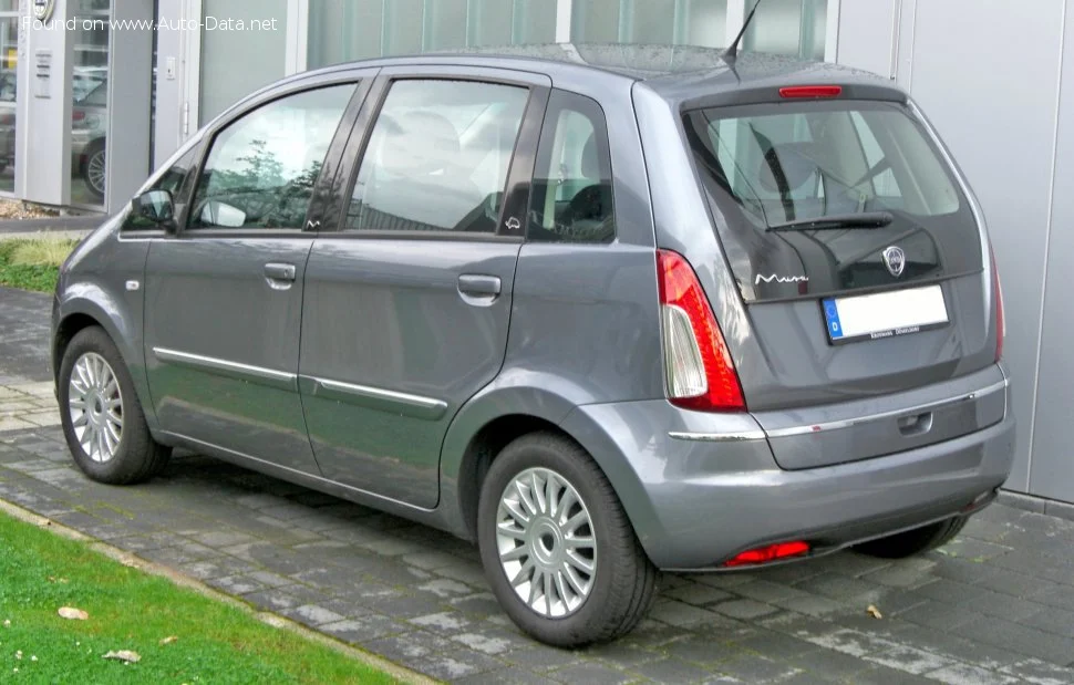 Lancia Musa 1.3 Multijet (70 Hp)2007 - 2012 thumbnail 2