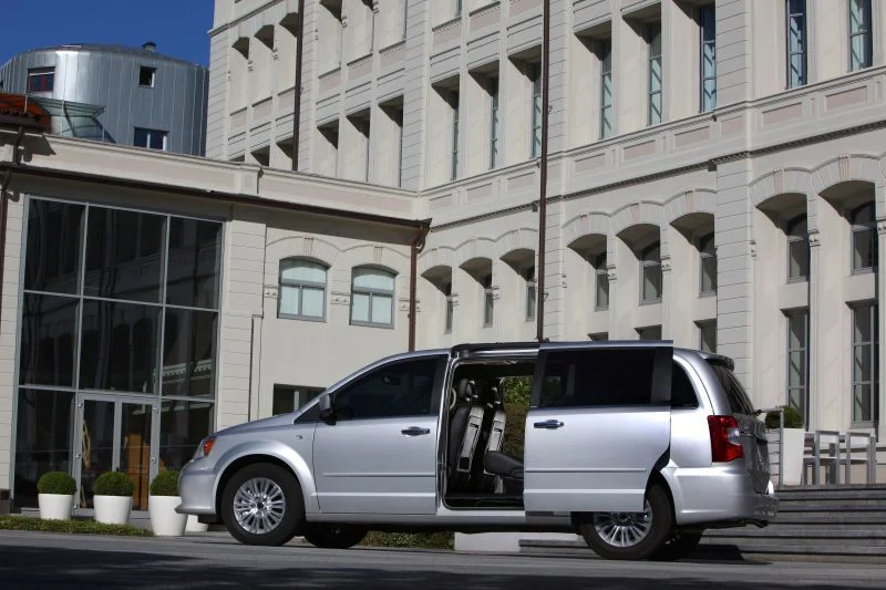 Lancia Voyager 2.8 CRD (177 Hp) Automatic2013 - 2015 thumbnail 15